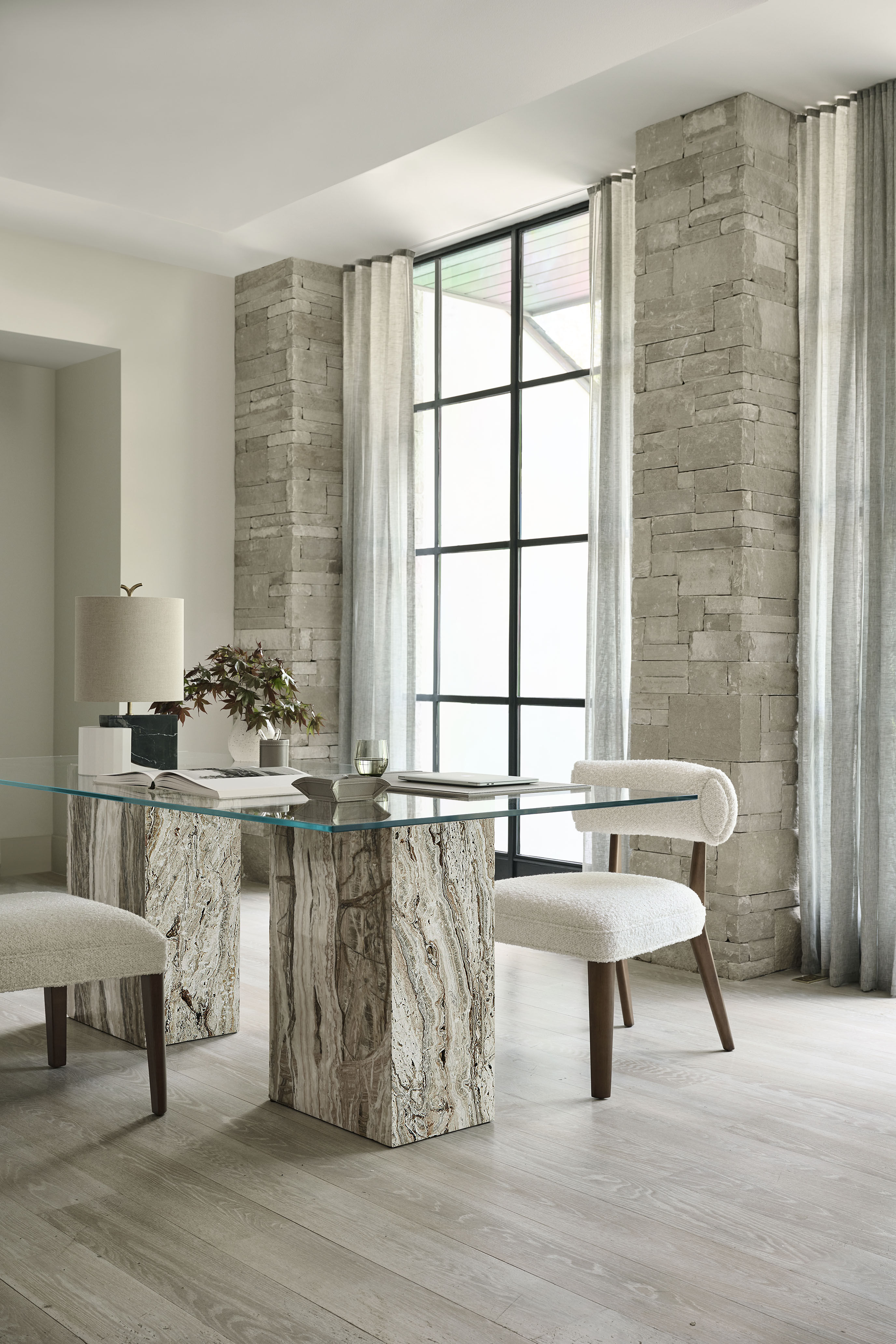 Onyx Dining Table | Mitchell Gold + Bob Williams