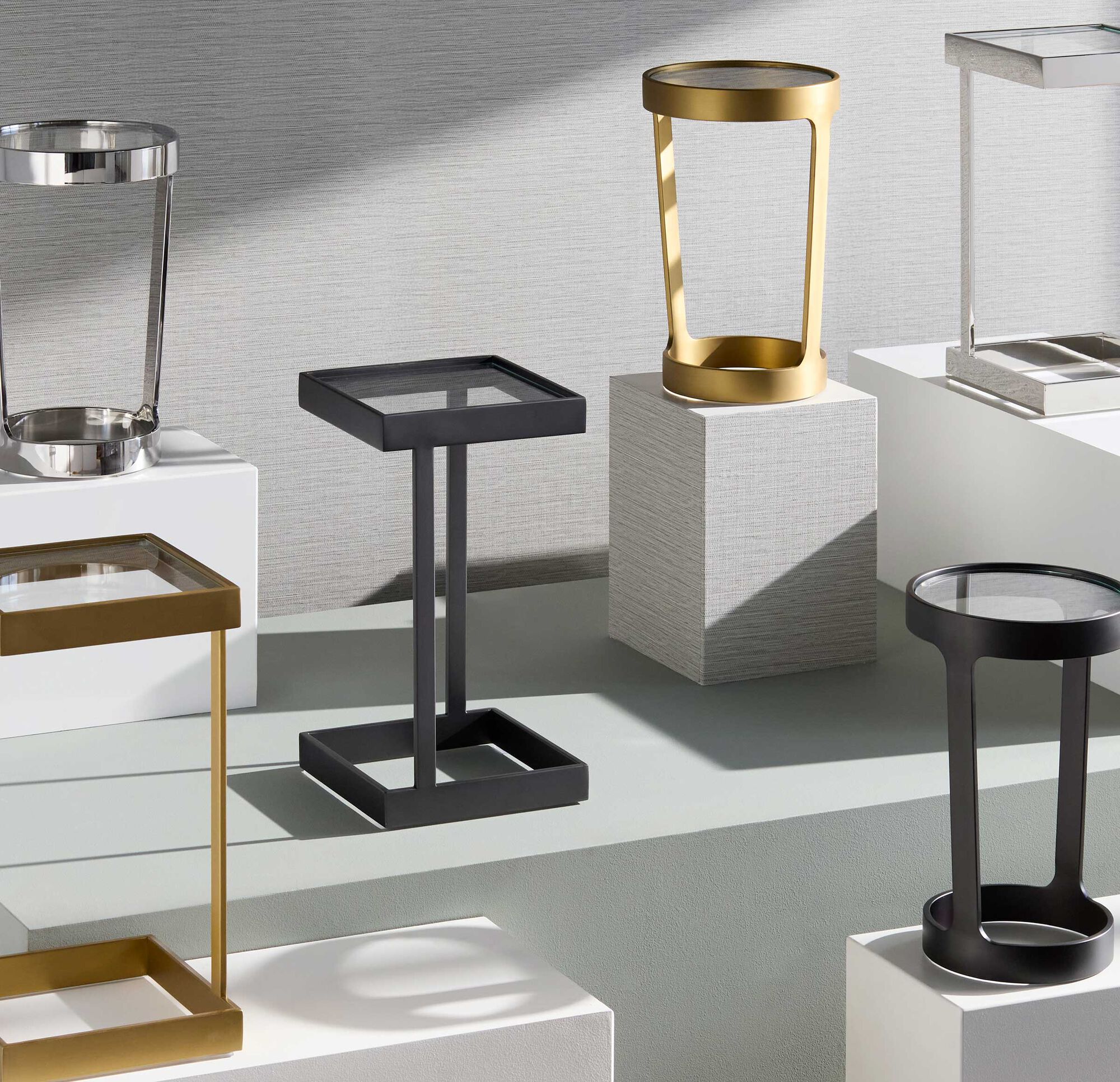 Dax Round Pull-Up Table, , hi-res